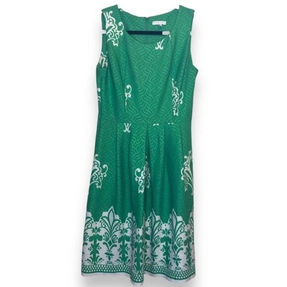 New York & Company Dresses & Skirts - New York & Co Stretch Green Floral Print Sleeveless Chic Summer Dress - Size S